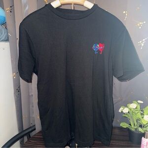 Forever 21 Men Black Embro T Shirt